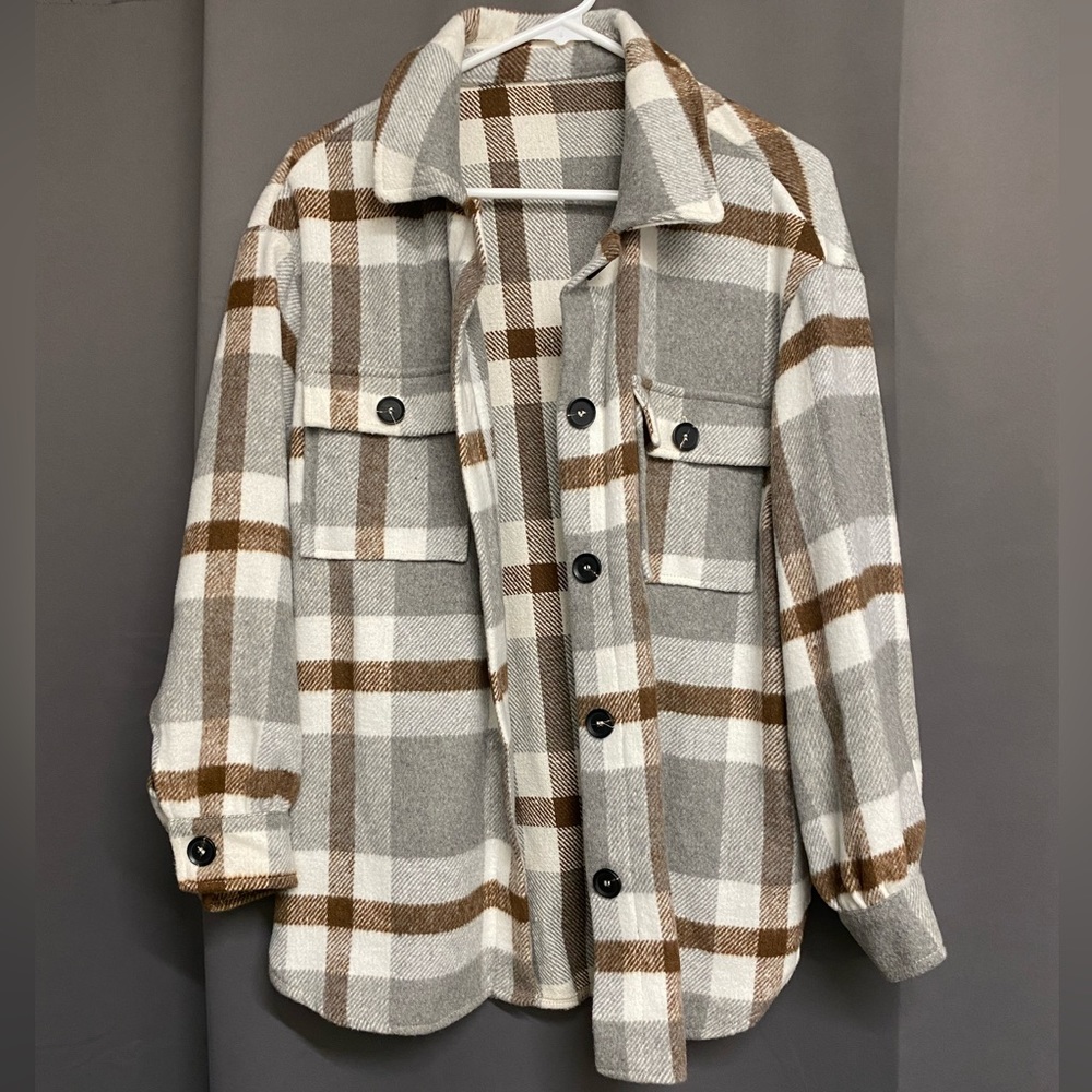 Plaid Button-Down Shacket in Gray, White & Brown